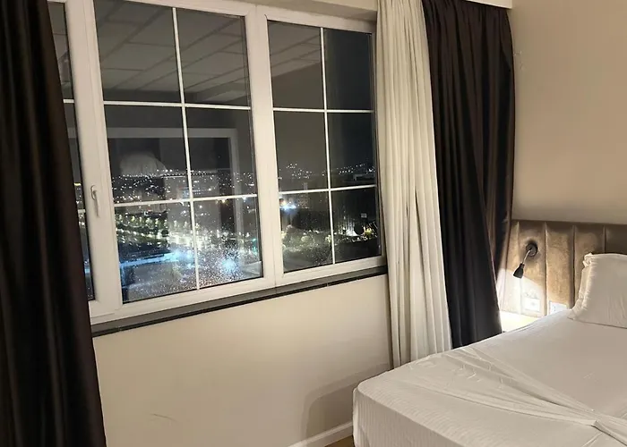 Vh Eurostar Center 2 Congress & Hotel 4*